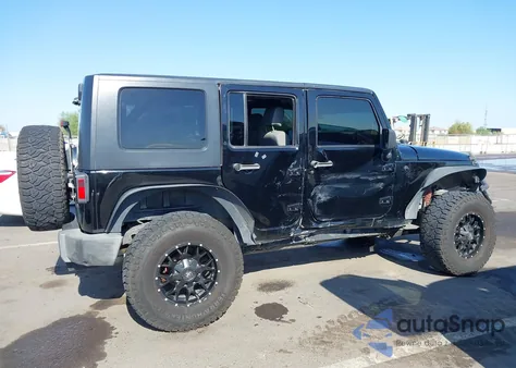 2008 Jeep Wrangler Unlimited Sahara z USA, uszkodzony, nr VIN 1J4GA59198L609113